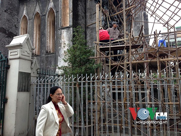 Hanoi’s parishioners jubilantly prepare for Christmas - ảnh 3